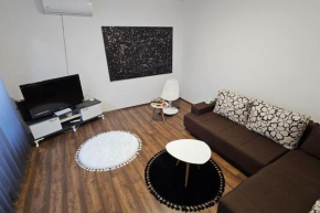 Minihouse ModernPrivateCentral